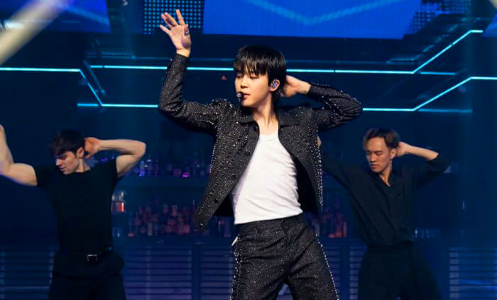 Korea traditional and K-pop dance performance on stage